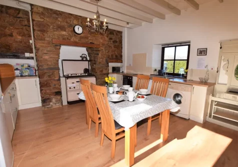 The kitchen & dining area at The Farmhouse At Solbury, Ratford Bridge