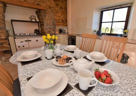 The kitchen & dining area at The Farmhouse At Solbury, Ratford Bridge