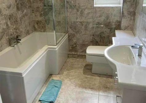 The bathroom at The Granary, Kilgetty