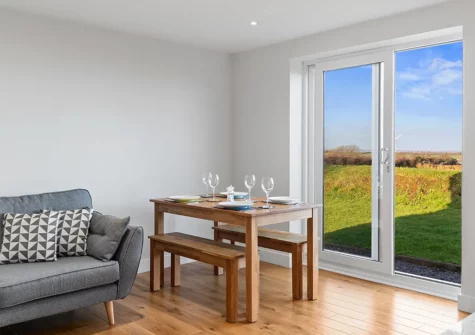 The open-plan living & dining area at The Keys, Hill Mountain