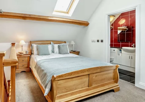 The bedroom at The Lodge at Brynbanc, Lampeter Velfrey