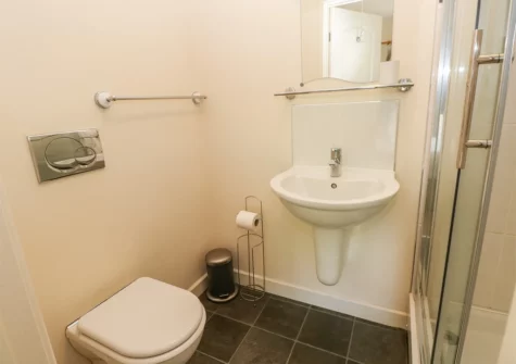 Bedroom #2 en-suite at The Old Farm House, Redberth