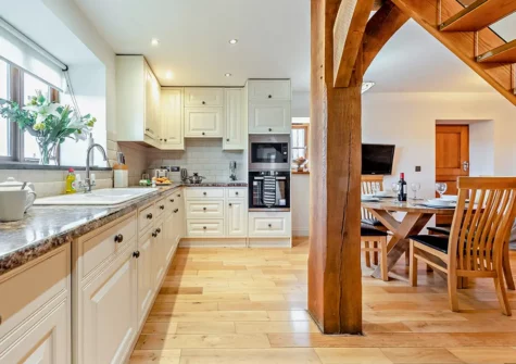 The kitchen at The Shippon At Brynbanc, Lampeter Velfrey