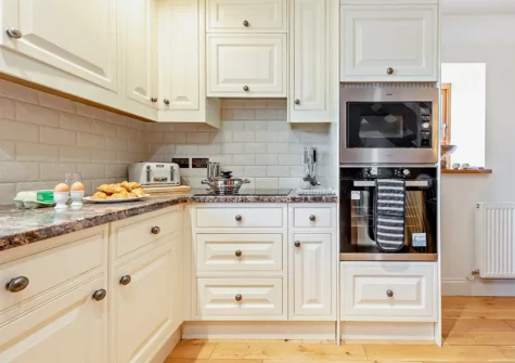 The kitchen at The Shippon At Brynbanc, Lampeter Velfrey