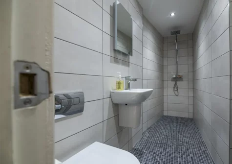 Bedroom #1 en-suite at The Sweetness of Water, Tenby