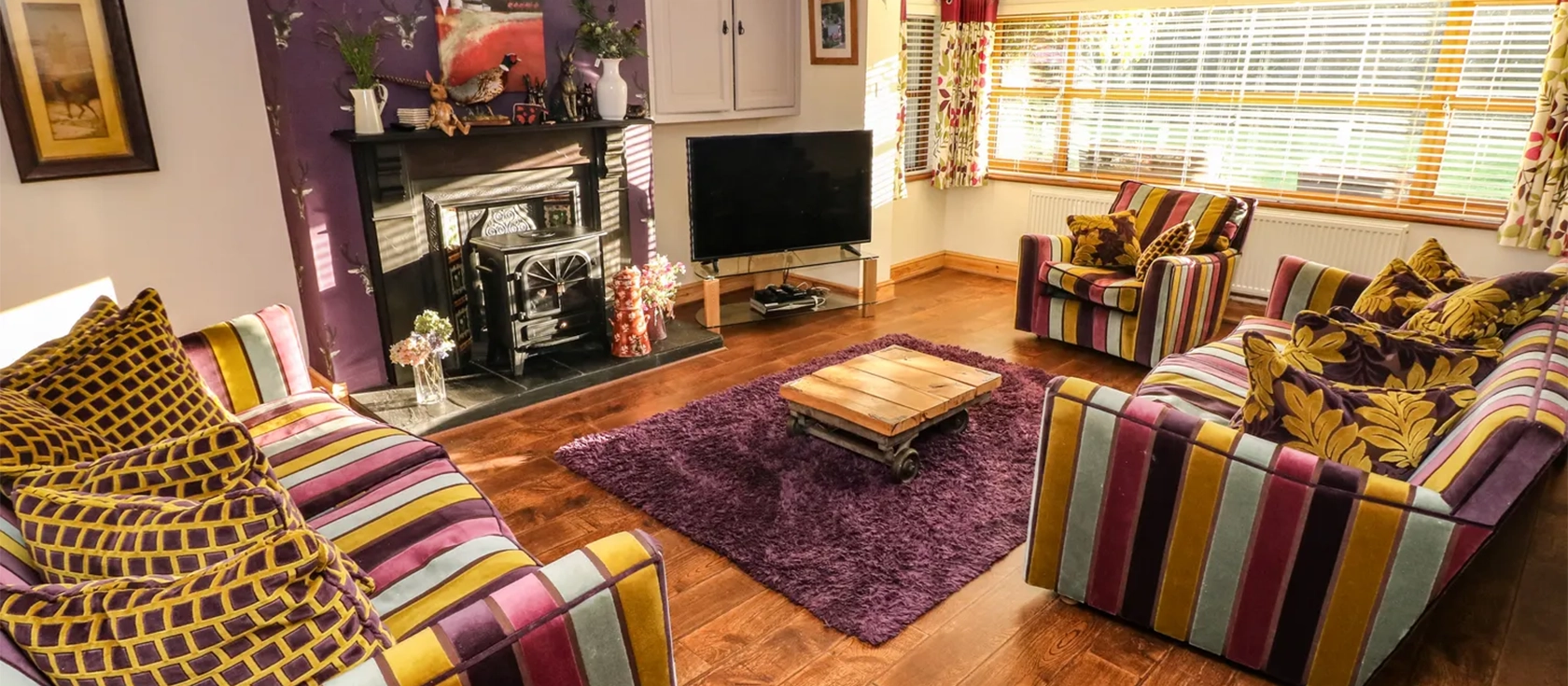 The Woodlands Lower Level, Kilgetty is a charming cottage nestled in the valley of Stepaside. It has six bedrooms, a rustic kitchen and a conservatory with a woodburning stove. Set within woodland, it's the perfect base for exploring Pembrokeshire.