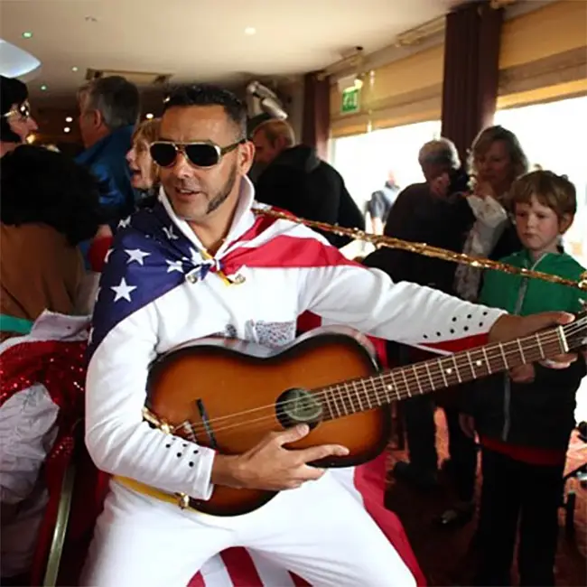 Top 10 things to do in Wales in September - Get festive