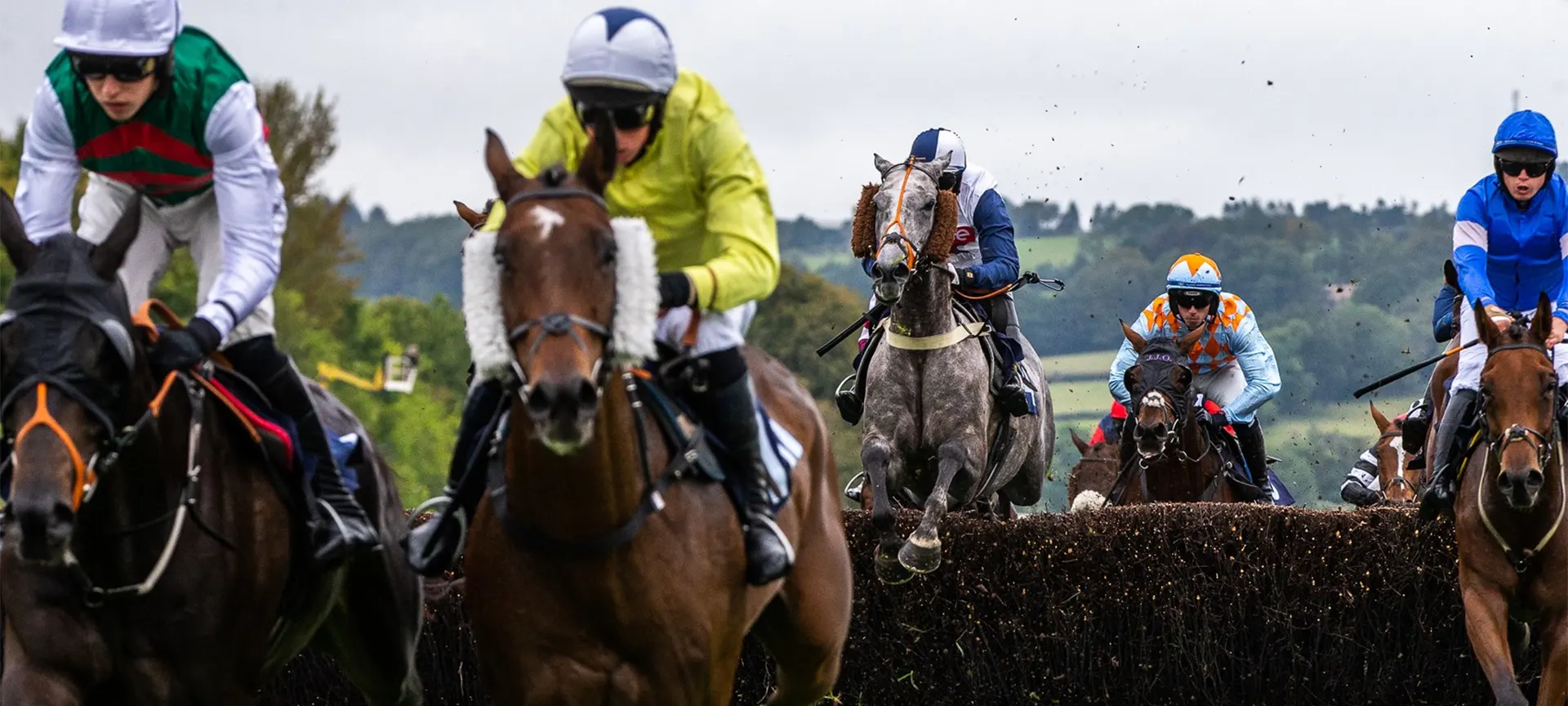 This prestigious Welsh Grand National demands stamina and fortitude from both horse and rider. Throw in 23 fences to be tackled and you’ve got all the ingredients for a festive cracker. Join thousands for this historic Chepstow event. The pride of Welsh racing, the Coral Welsh Grand National attracts some of the finest long-distance chasers to the premier racecourse in Wales to vie for the big prize. The roll of honour of winners of this great race carries some very special names, and features some who have gone on to win the Grand National itself at Aintree, including Silver Birch, Bindaree and Earth Summit.