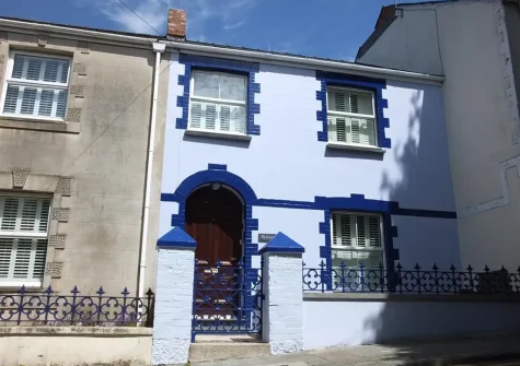 Outside Ty Carreg, Tenby