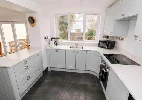 The kitchen at Ty Cwtch, Tenby