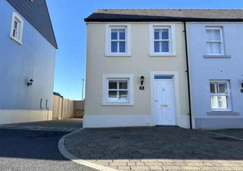 Outside Ty Melyn, Tenby