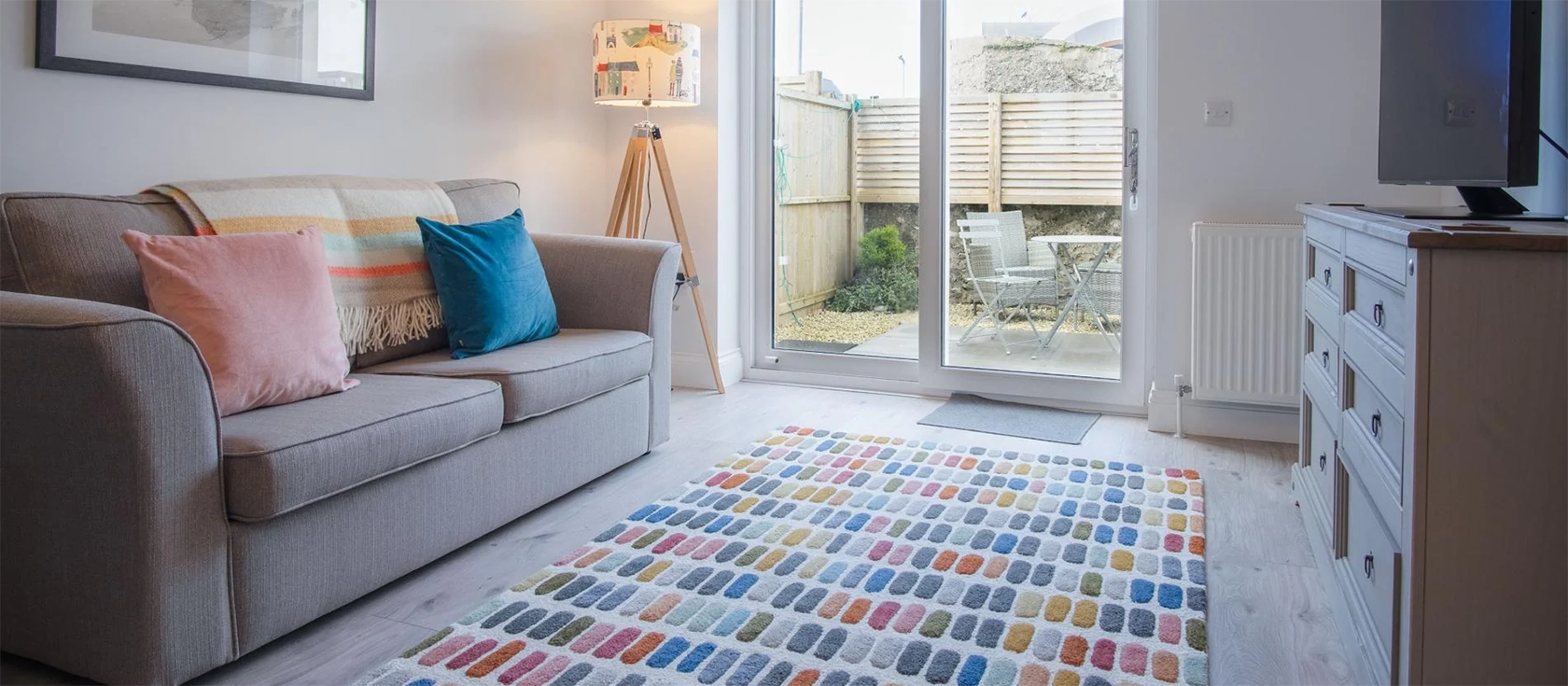 Ty Melyn is a lovely cottage just 400m from Tenby's South Beach. This beautifully decorated property is pet friendly, sleeps four in two bedrooms and can accommodate a further two on a sofa bed. It has an enclosed patio garden and private parking.