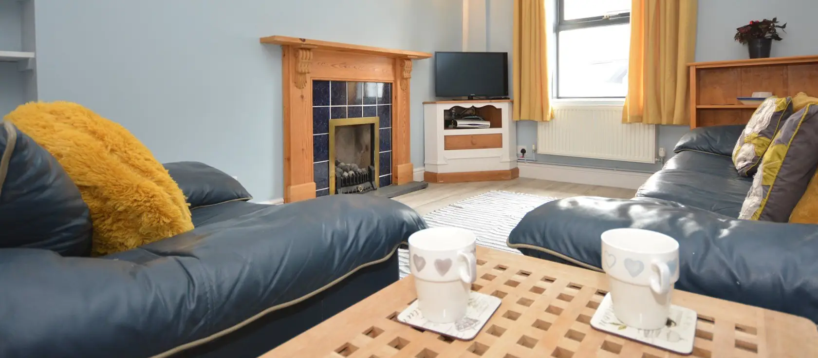 Victory Cottage, Tenby is a charming two-bedroom retreat just steps from golden beaches and a picturesque harbour. Recently refurbished with modern amenities, this cottage offers the perfect base for families exploring Pembrokeshire's seaside.