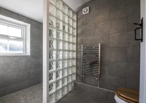 Bedroom #2 en-suite at Writing History, Tenby