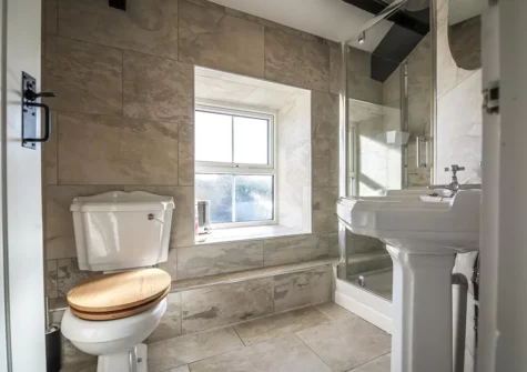 The bathroom at Writing History, Tenby